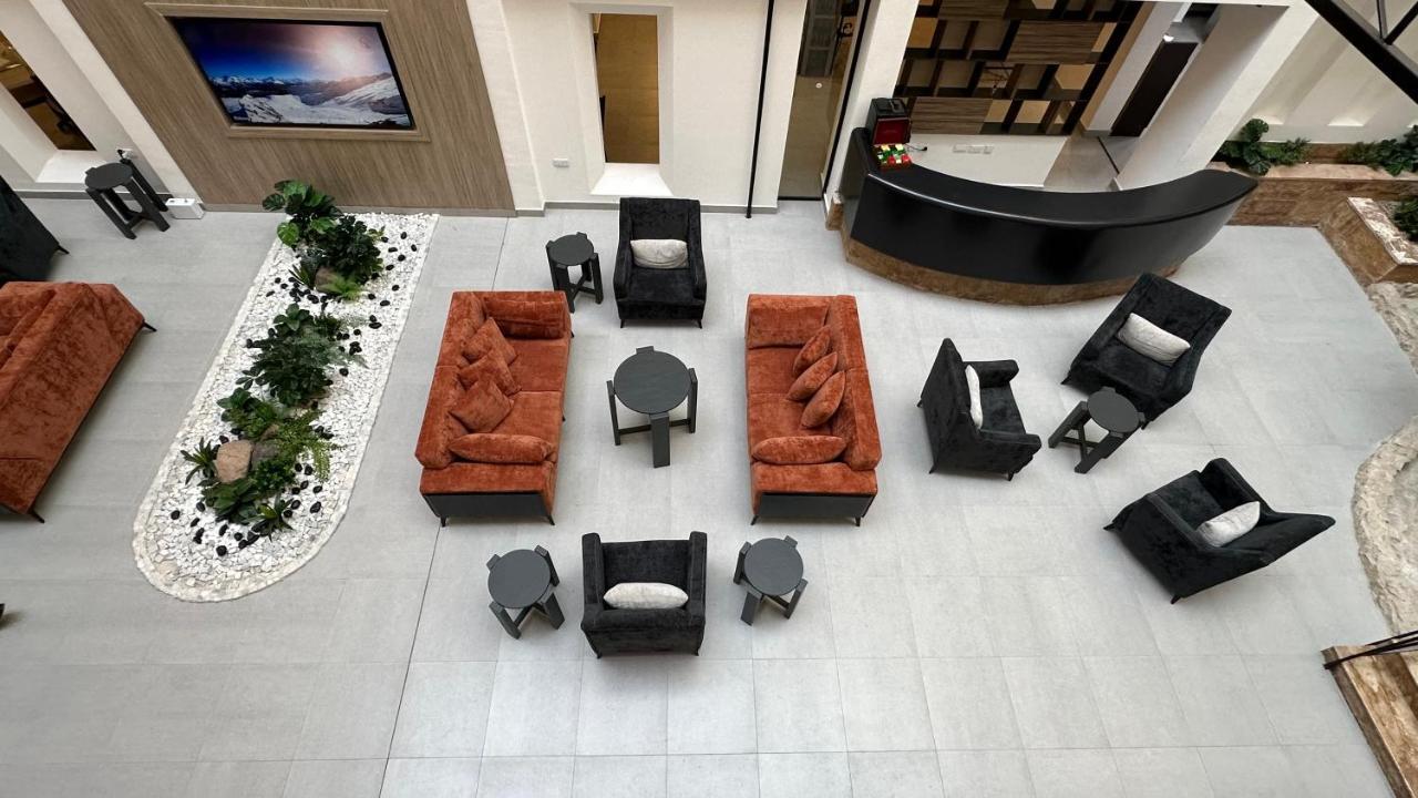 The Loft Hotel By Fhm Акаба Экстерьер фото